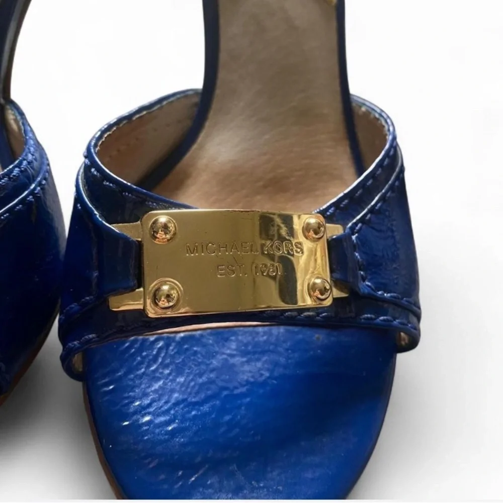 Vintage Michael Kors Royal Blue Kitten Heels with Gold Accents - Picture 4 of 8